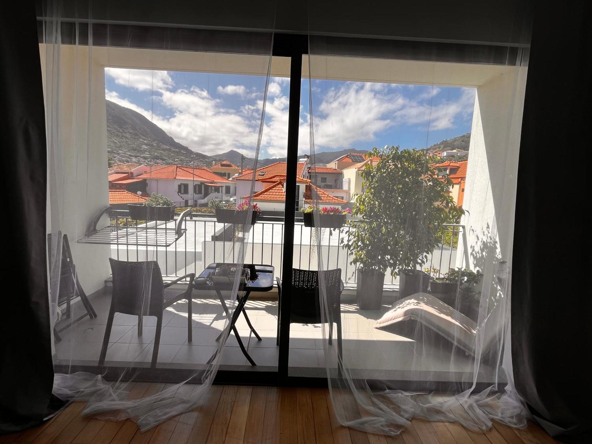 Apartment Machico Near The Beach ภายนอก รูปภาพ